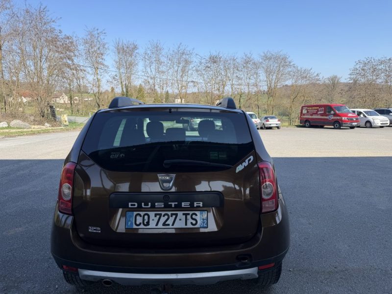 DACIA DUSTER 1.5 DCI prestige 4X4 2013
