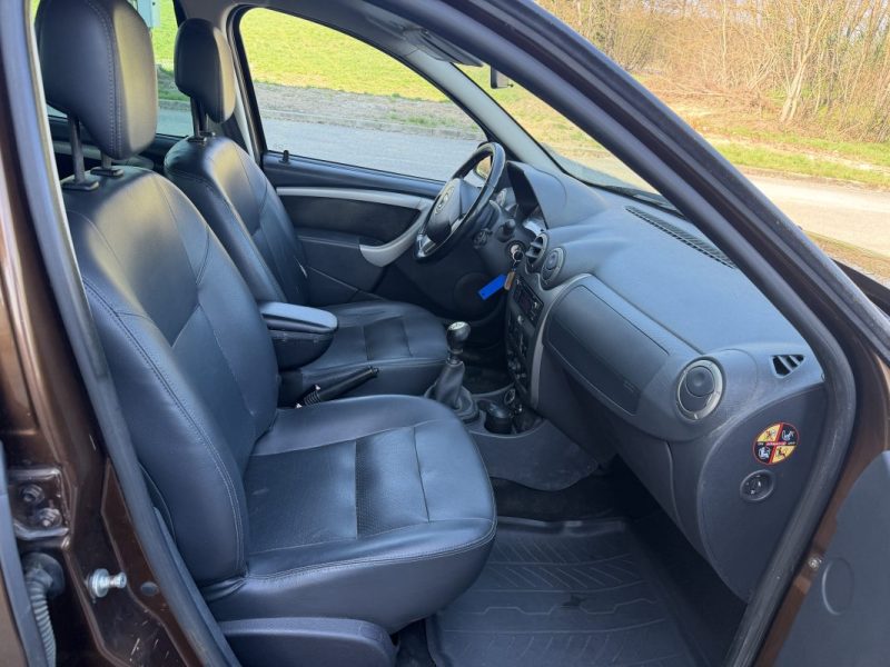 DACIA DUSTER 1.5 DCI prestige 4X4 2013