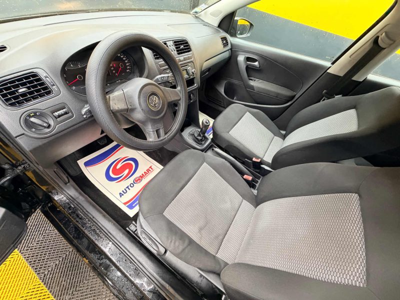 VOLKSWAGEN POLO 1.2 60 TRENDLINE 