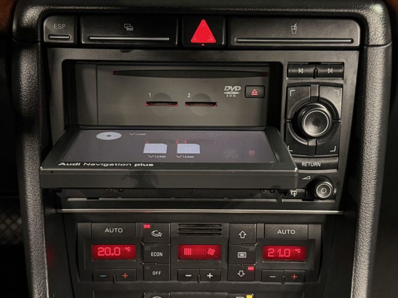 AUDI A4 II AMBITION LUXE 2.0 TDI 140 Cv BOITE AUTOMATIQUE / INTERIEUR CUIR ECRAN GPS