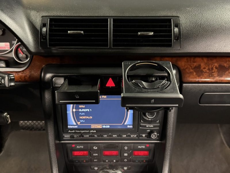AUDI A4 II AMBITION LUXE 2.0 TDI 140 Cv BOITE AUTOMATIQUE / INTERIEUR CUIR ECRAN GPS