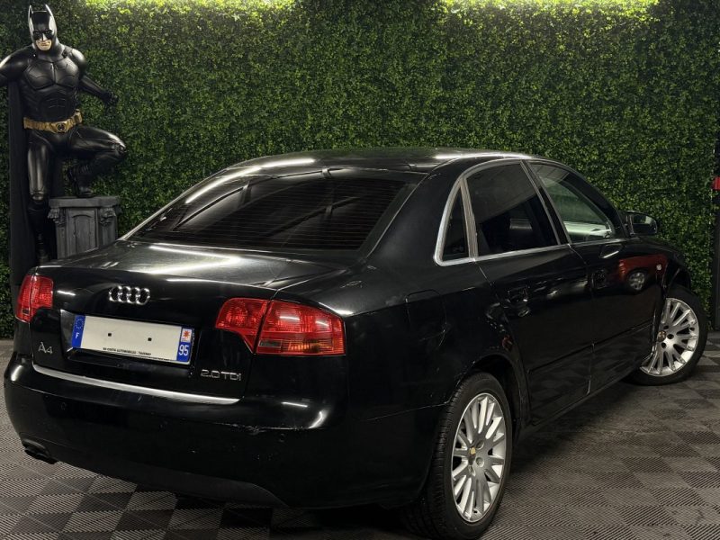 AUDI A4 II AMBITION LUXE 2.0 TDI 140 Cv BOITE AUTOMATIQUE / INTERIEUR CUIR ECRAN GPS