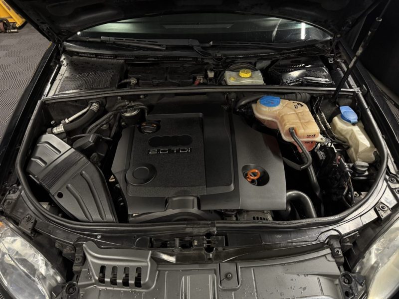 AUDI A4 II AMBITION LUXE 2.0 TDI 140 Cv BOITE AUTOMATIQUE / INTERIEUR CUIR ECRAN GPS