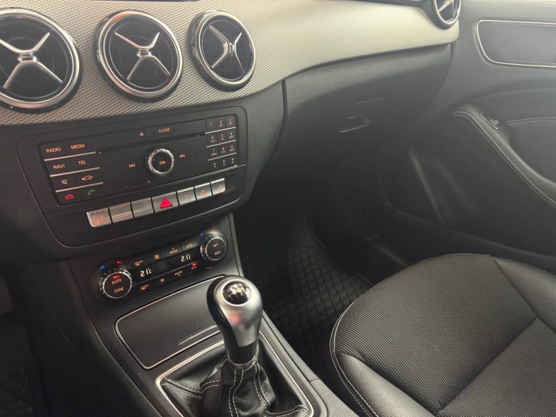 MERCEDES CLASSE B PHASE 2 180 1.6 122ch FASCINATION 1ERE MAIN GARANTIE 12 MOIS HISTORIQUE COMPLET