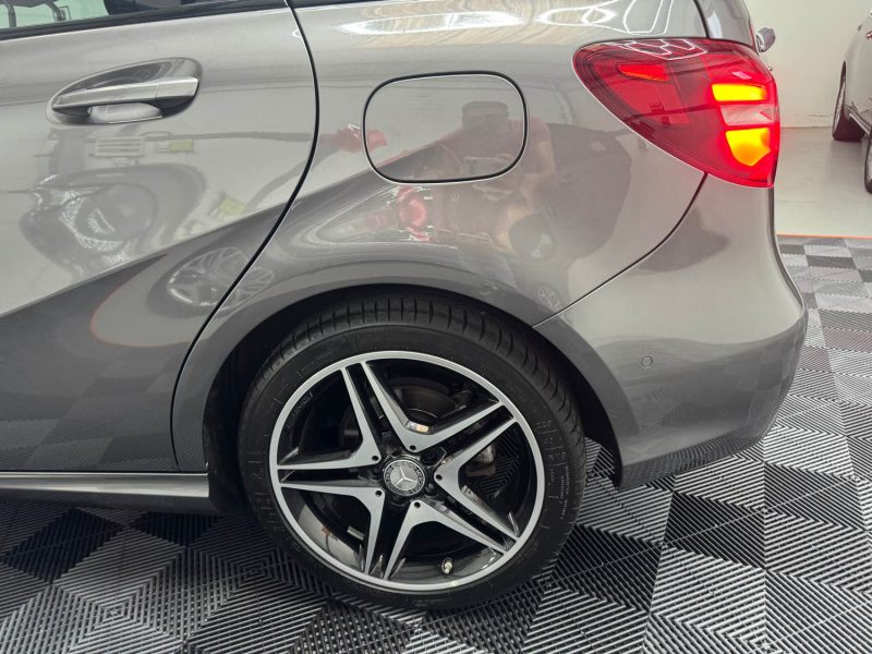 MERCEDES CLASSE B PHASE 2 180 1.6 122ch FASCINATION 1ERE MAIN GARANTIE 12 MOIS HISTORIQUE COMPLET