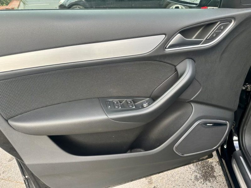 AUDI Q3 2.0 TDI 150  S-LINE STRONIC7 