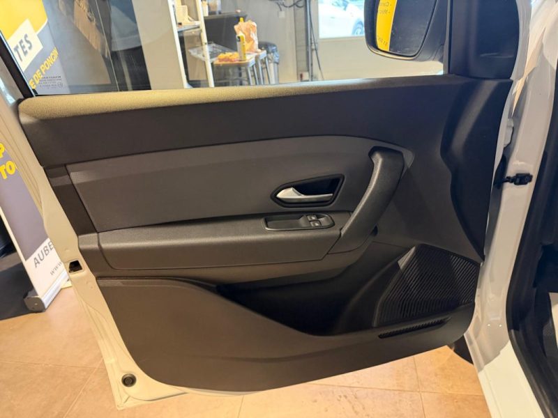 RENAULT EXPRESS 1.5 BLUE DCI 95CH CONFORT / PACK OFFROAD / HABILLAGE BOIS / TVA RECUPERABLE  2022