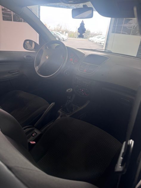 PEUGEOT 206 PLUS 206 + 1.4i 75cv 5 Portes / DISTRIBUTION NEUF