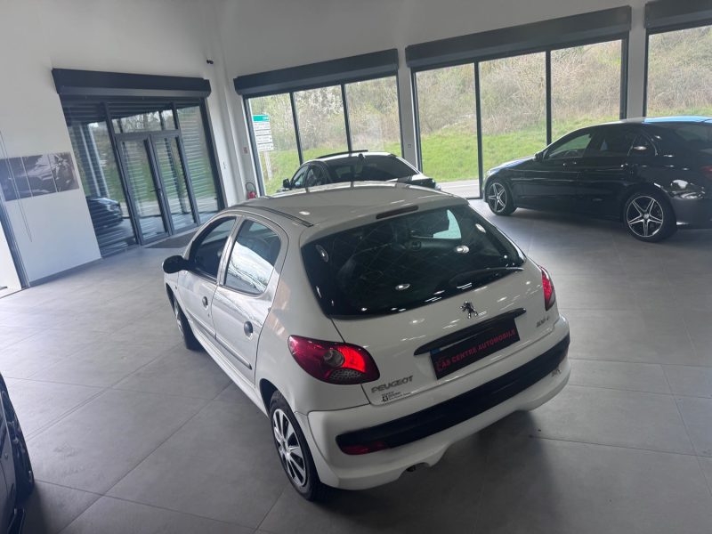 PEUGEOT 206 PLUS 206 + 1.4i 75cv 5 Portes / DISTRIBUTION NEUF