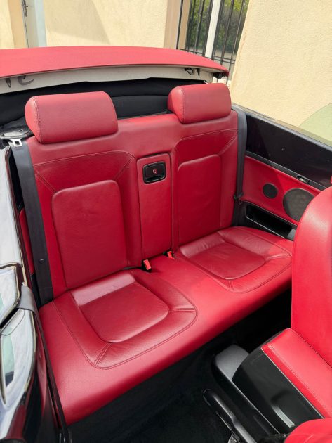 🧼 Volkswagen NEW BEETLE Cabriolet 1.9 TDI 105 cv Carat – Propre & Soignée