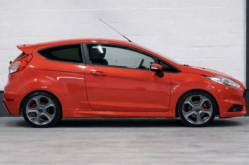 Ford Fiesta ST 1.6 182 Pack Performance | Orange Molten |  Suivi Complet | 3430E d’option