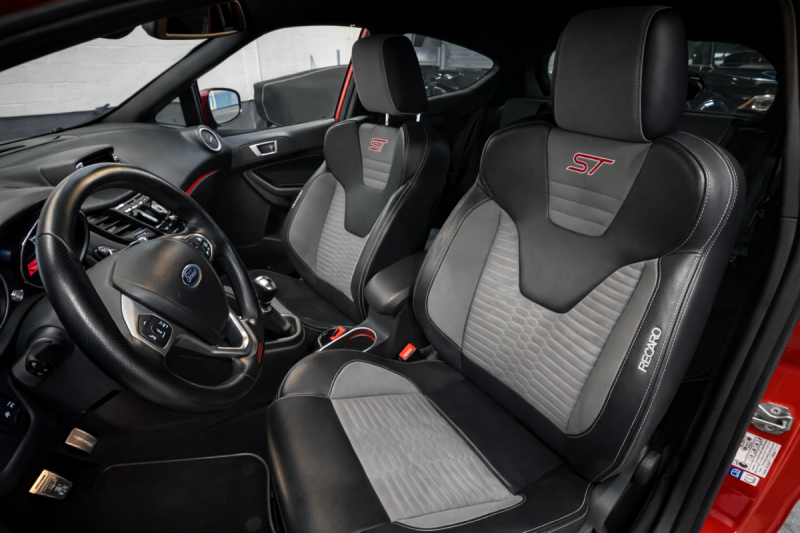 Ford Fiesta ST 1.6 182 Pack Performance | Orange Molten |  Suivi Complet | 3430E d’option