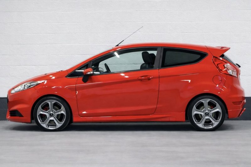 Ford Fiesta ST 1.6 182 Pack Performance | Orange Molten |  Suivi Complet | 3430E d’option