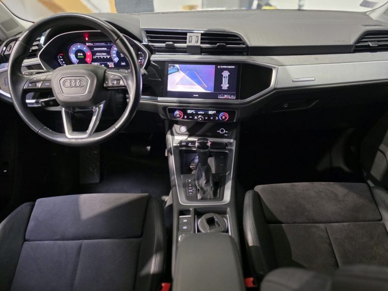 AUDI Q3 35 2.0TDI 150ch S tronic 7 DESIGN LUXE / SUIVI COMPLET