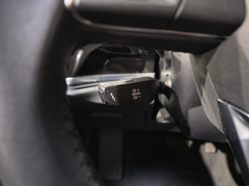 AUDI Q3 35 2.0TDI 150ch S tronic 7 DESIGN LUXE / SUIVI COMPLET