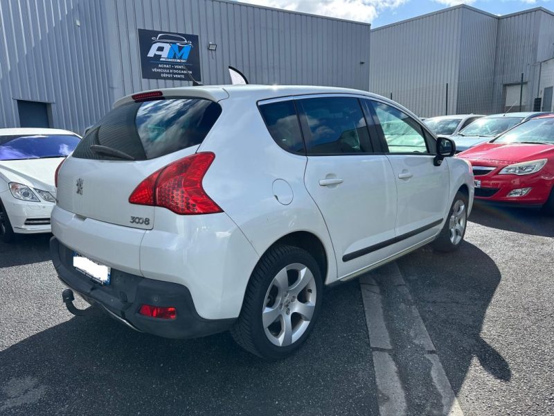 PEUGEOT 3008 1.6 HDI 16V 110 FELINE Garantie