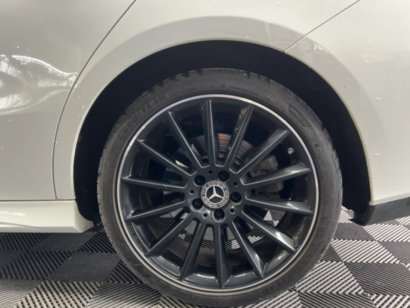 Mercedes-Benz CLA 250e 218ch AMG-Line 8G-DCT | Suivi Mercedes | Pack premium plus | Toit ouvrant