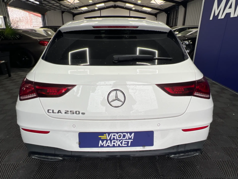 Mercedes-Benz CLA 250e 218ch AMG-Line 8G-DCT | Suivi Mercedes | Pack premium plus | Toit ouvrant