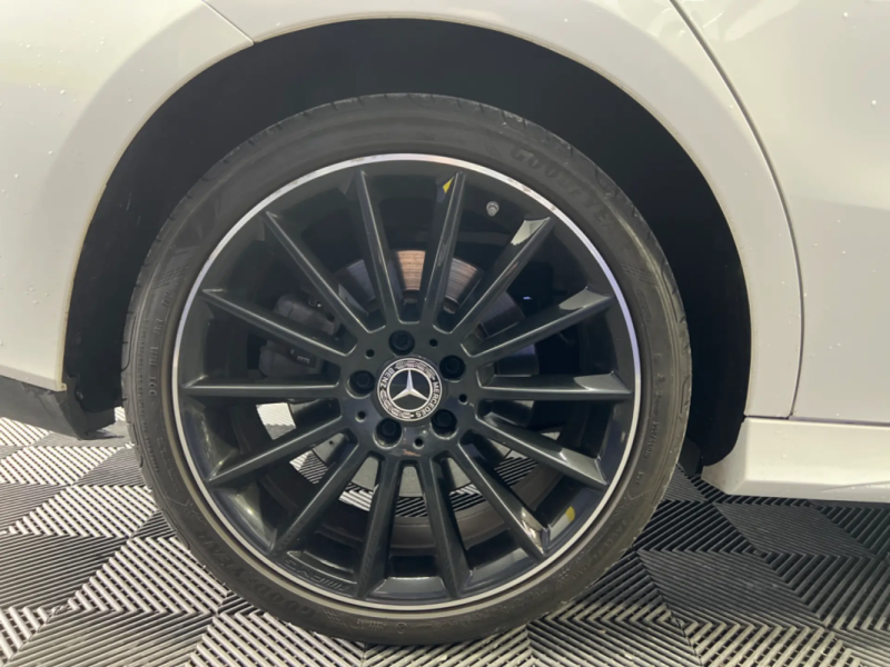 Mercedes-Benz CLA 250e 218ch AMG-Line 8G-DCT | Suivi Mercedes | Pack premium plus | Toit ouvrant