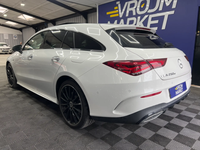 Mercedes-Benz CLA 250e 218ch AMG-Line 8G-DCT | Suivi Mercedes | Pack premium plus | Toit ouvrant