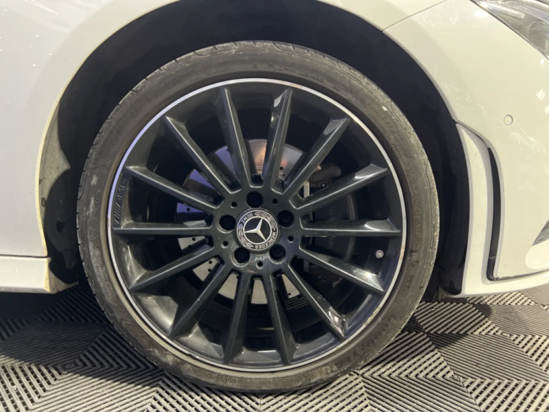 Mercedes-Benz CLA 250e 218ch AMG-Line 8G-DCT | Suivi Mercedes | Pack premium plus | Toit ouvrant