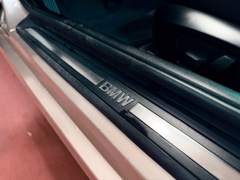 B.M.W. SERIE 3 Coupé 3.0 325I 