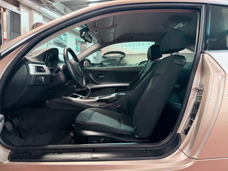 B.M.W. SERIE 3 Coupé 3.0 325I 