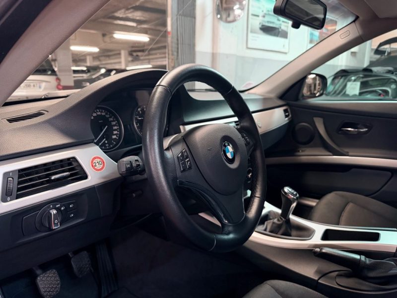 B.M.W. SERIE 3 Coupé 3.0 325I 