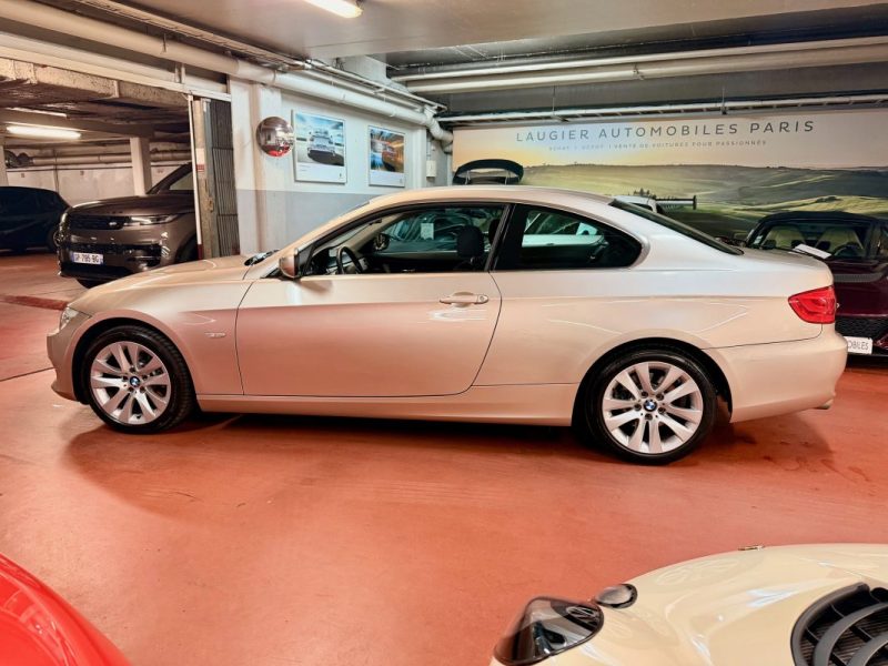 B.M.W. SERIE 3 Coupé 3.0 325I 