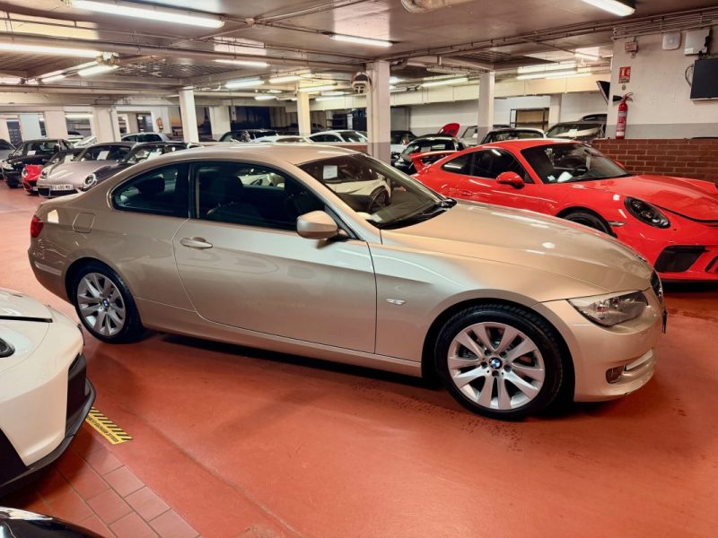 B.M.W. SERIE 3 Coupé 3.0 325I 