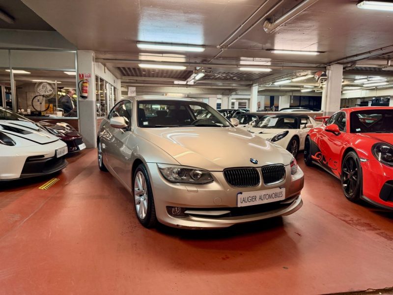B.M.W. SERIE 3 Coupé 3.0 325I 
