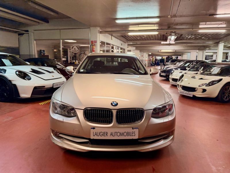 B.M.W. SERIE 3 Coupé 3.0 325I 
