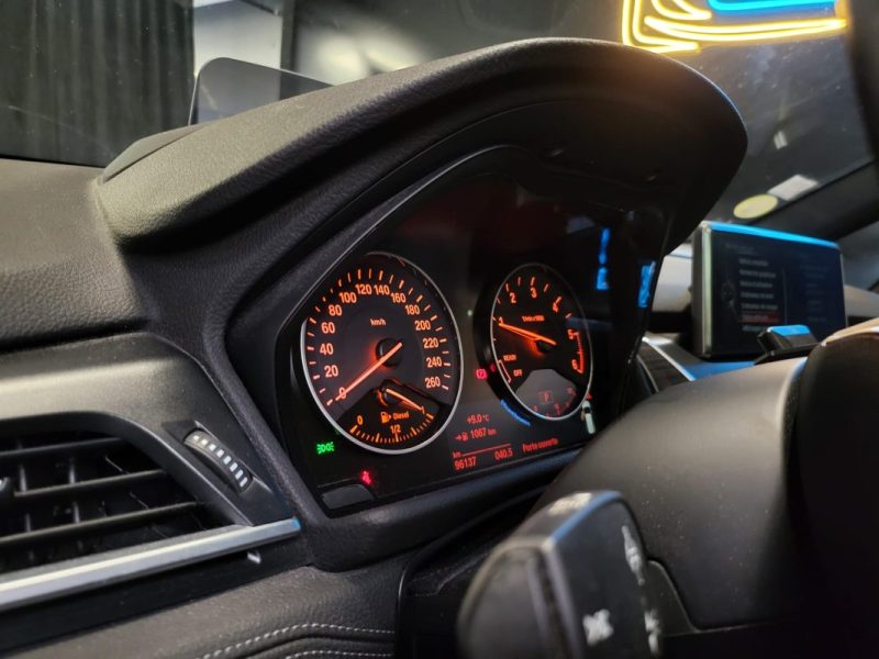 BMW SERIE 2 GRAND TOURER 220dA 190cv LUXURY / TOIT OUVRANT + SIEGES ET HAYON ELECTRIQUE + CAMERA / 