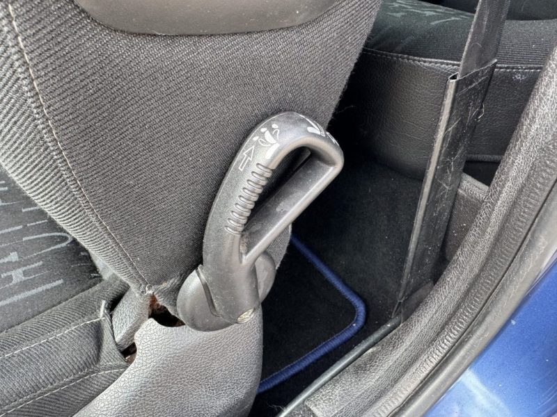 PEUGEOT 206 XS 1.6i 109 ch