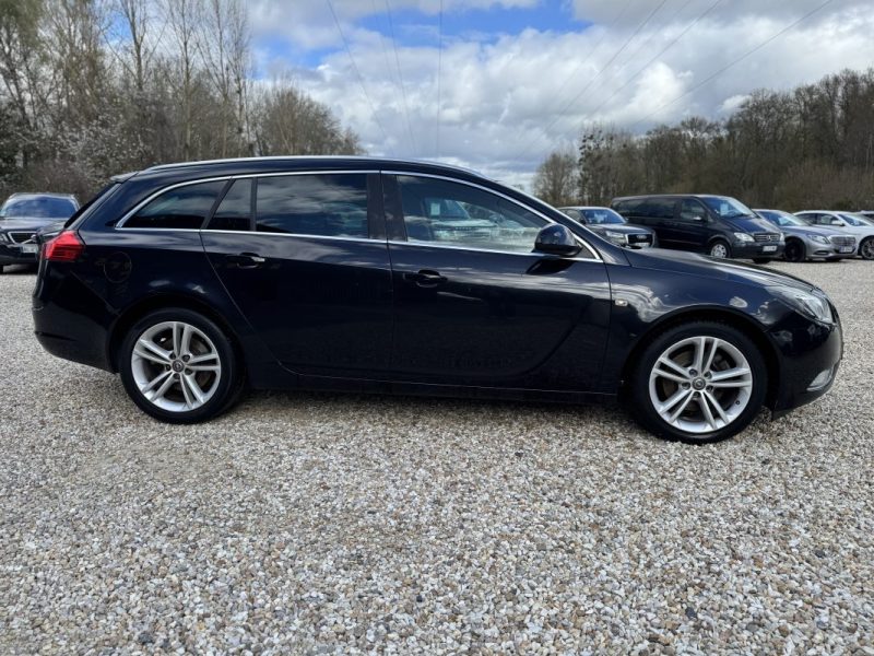 OPEL INSIGNIA ST 2.0 CDTI 160 COSMO 2009