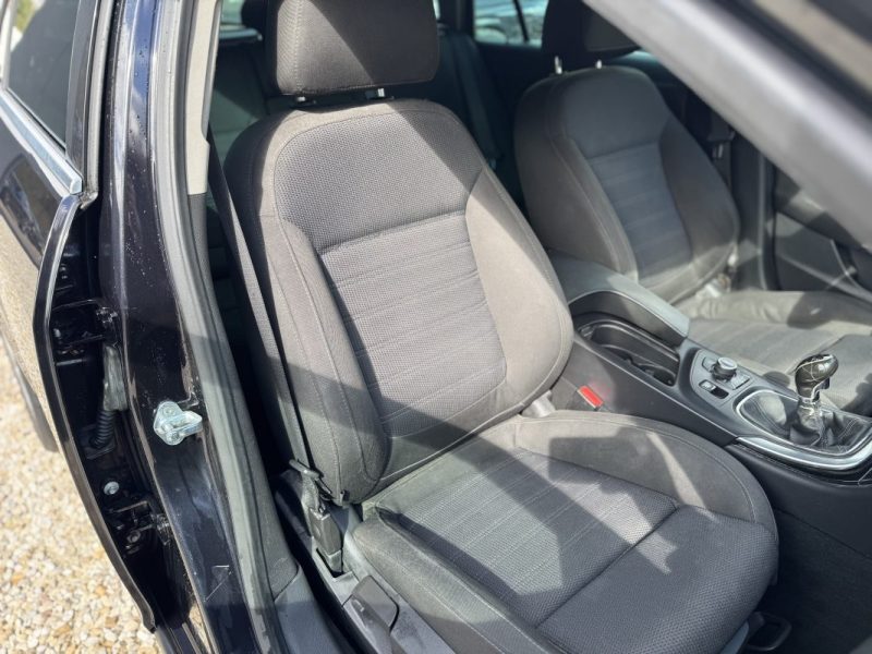 OPEL INSIGNIA ST 2.0 CDTI 160 COSMO 2009