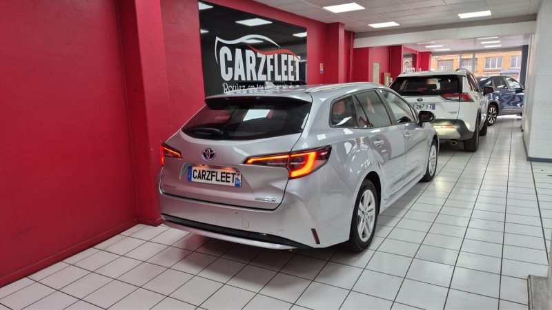 TOYOTA COROLLA TOURING SPORTS 122cv DYNAMIC BUSINESS/1 ERE MAIN/TVA RECUPERABLE