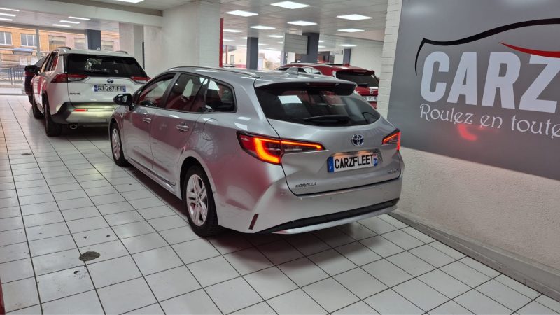 TOYOTA COROLLA TOURING SPORTS 122cv DYNAMIC BUSINESS/1 ERE MAIN/TVA RECUPERABLE