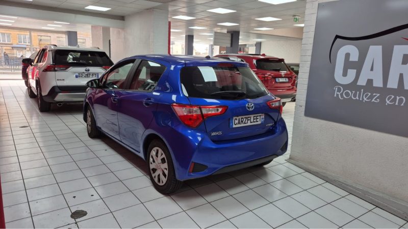 TOYOTA YARIS HYBRIDE 100cv FRANCE BUSINESS/1 ERE MAIN