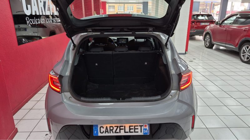 TOYOTA COROLLA BERLINE 122cv DYNAMIC BUSINESS/1 ERE MAIN/TVA RECUPERABLE