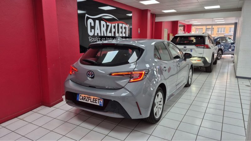 TOYOTA COROLLA BERLINE 122cv DYNAMIC BUSINESS/1 ERE MAIN/TVA RECUPERABLE