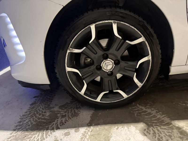 CITROEN DS3 SO CHIC 1.6 VTI 120ch - MOTEUR A CHAINE - SUIVI D'ENTRETIEN - 200.000KM - 2011