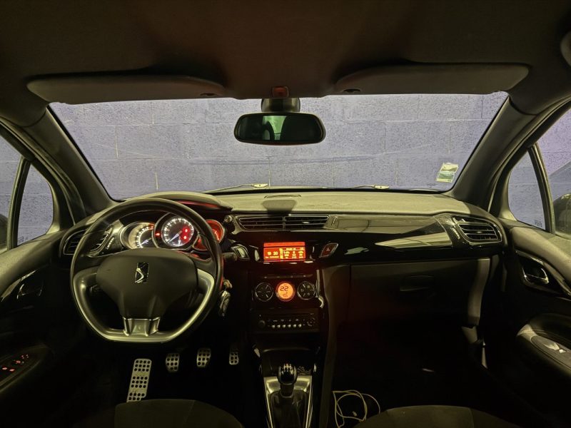 CITROEN DS3 SO CHIC 1.6 VTI 120ch - MOTEUR A CHAINE - SUIVI D'ENTRETIEN - 200.000KM - 2011