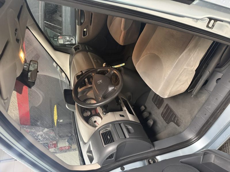 PEUGEOT EXPERT TEPEE LONG 2.0 HDI 120 CONFORT 8PLACES REGULATEUR/ CLIM