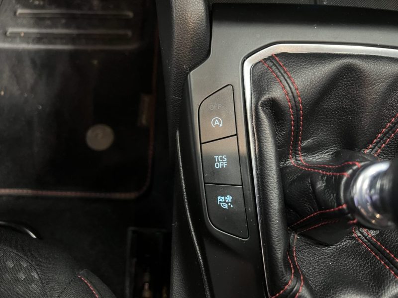 Ford Focus IV 1.0 Flexfuel mHEV ST-Line | Affichage tête-haute | Park Assist | Caméra de recul