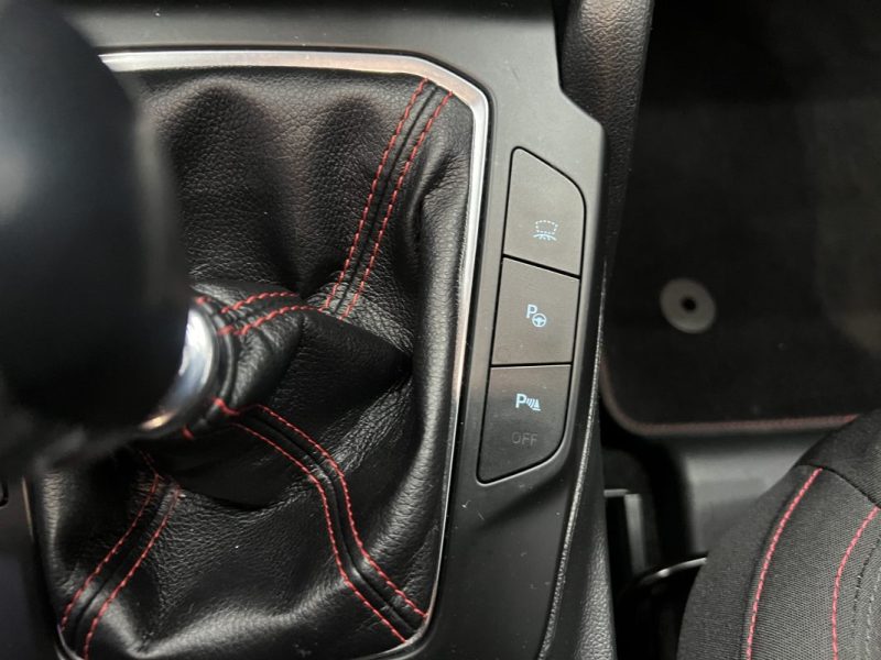 Ford Focus IV 1.0 Flexfuel mHEV ST-Line | Affichage tête-haute | Park Assist | Caméra de recul