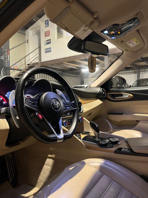 MAGNIFIQUE ALFA ROMEO GIULIA 2.2 JTD 180CH LUSSO AT8 (SUIVI D ENTRETIEN, CUIRE BEIGE)⭐️⭐️⭐️⭐️⭐️