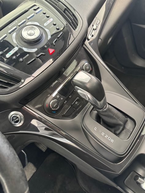 FORD KUGA 2.0 TDCI 140CH  4X4 POWERSHIFT / TITANIUM / TOIT OUVRANT