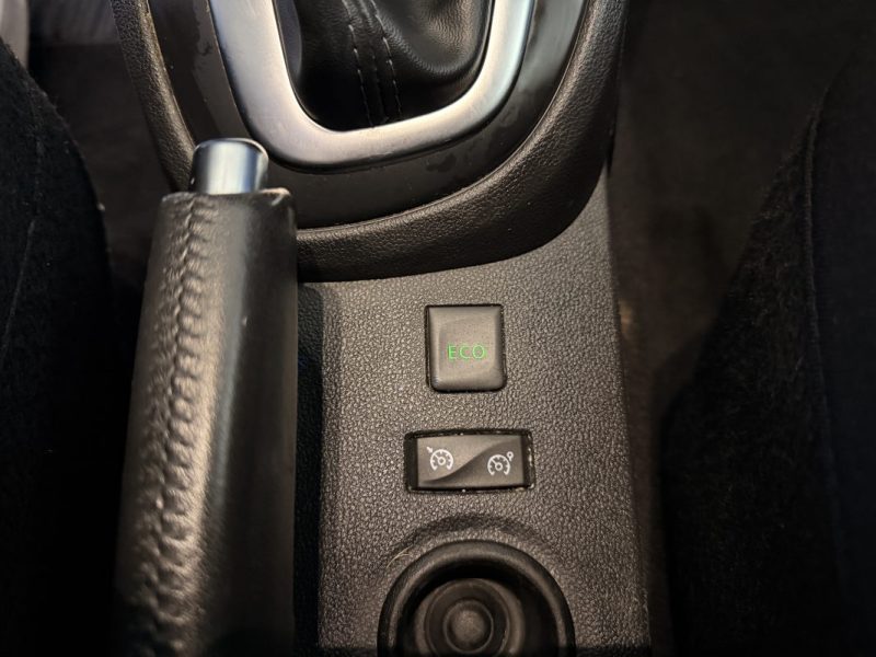 RENAULT CAPTUR - INTENS - AUTOMATIQUE - 1.3L TCe - 150 ch - CARPLAY - CAMERA DE RECUL 