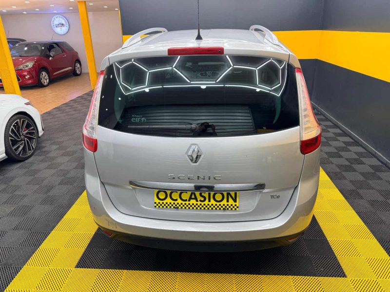 RENAULT GRAND SCENIC III 1.2 TCE 130CH ENERGY BOSE EURO6 7 PLACES  